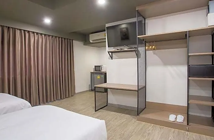 Hotell Toptel Thapra 3*
